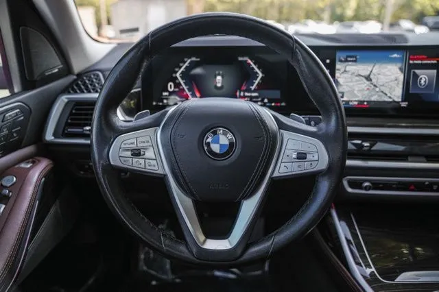 BMW X7 photo 32
