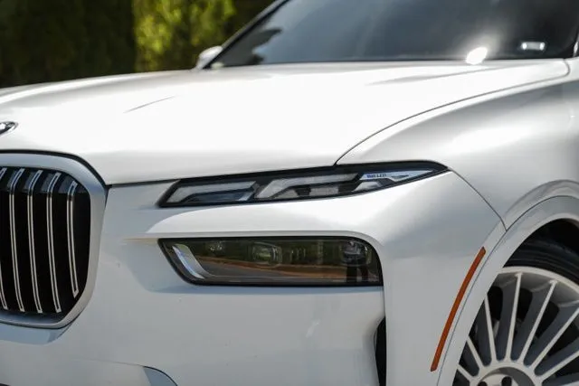 BMW X7 photo 4