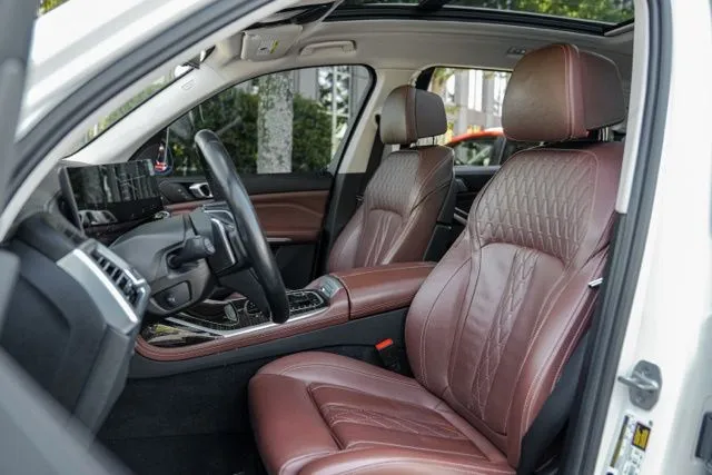 BMW X7 photo 43