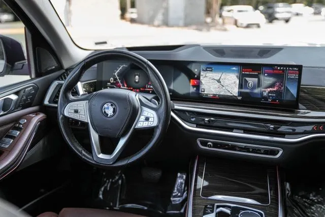 BMW X7 photo 30