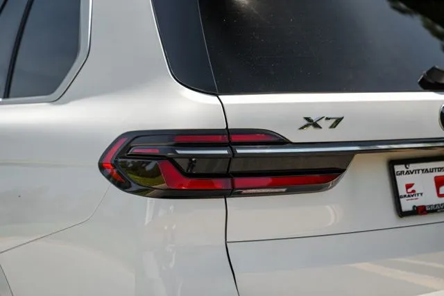 BMW X7 photo 17
