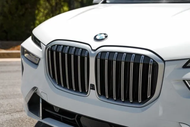 BMW X7 photo 20