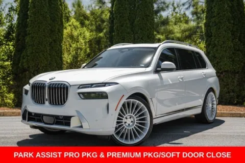 White 2023 BMW X7 xDrive40i for sale in Duluth, GA
