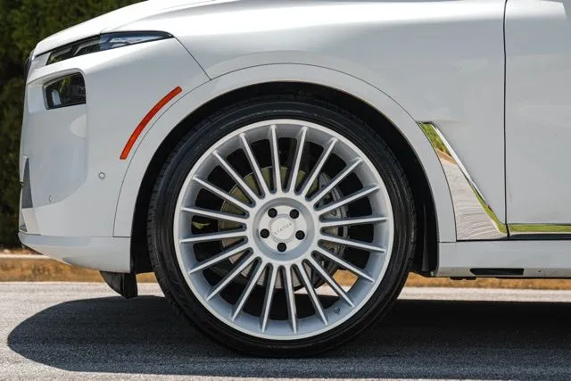 BMW X7 photo 19