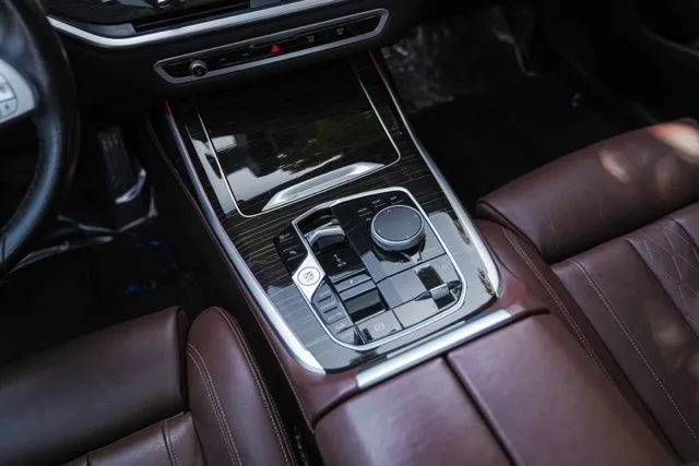 BMW X7 photo 39