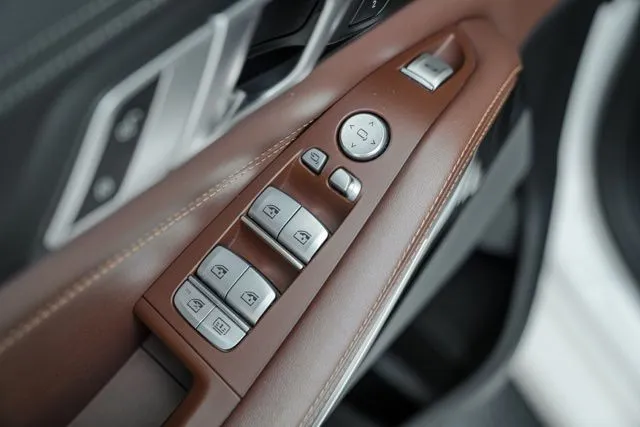 BMW X7 photo 59