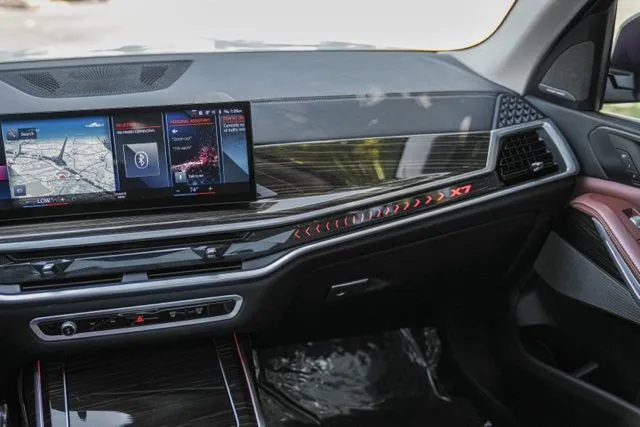 BMW X7 photo 31