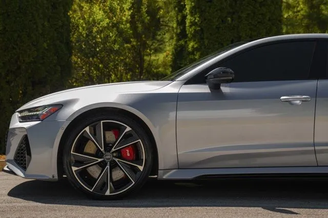 Audi RS 7 photo 6