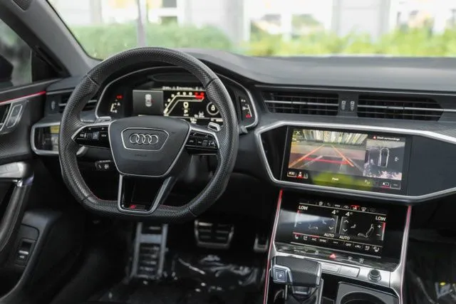 Audi RS 7 photo 25