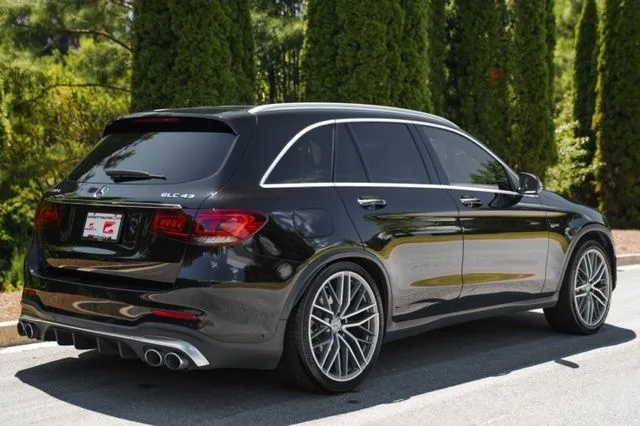 Mercedes-Benz GLC photo 16