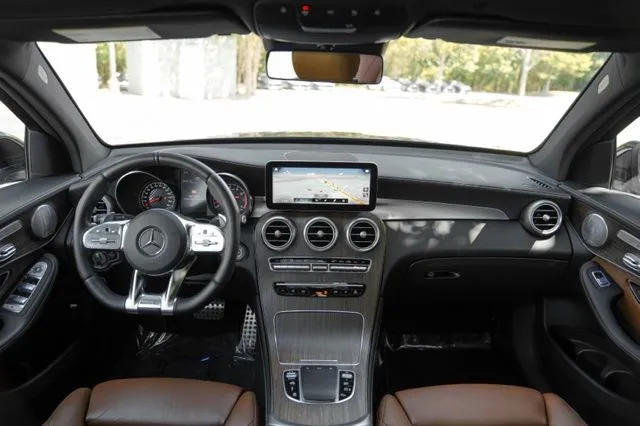 Mercedes-Benz GLC photo 26
