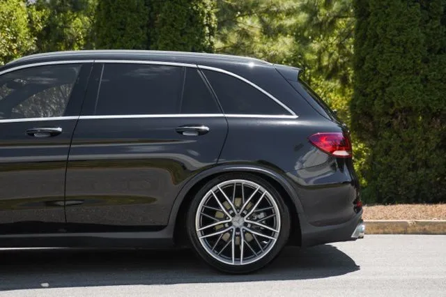 Mercedes-Benz GLC photo 11