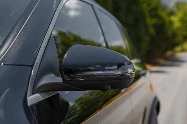 Mercedes-Benz GLC photo 23