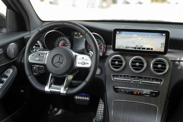 Mercedes-Benz GLC photo 29