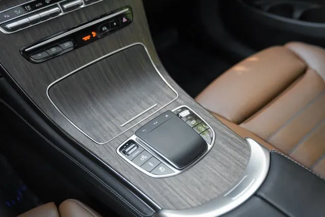 Mercedes-Benz GLC photo 38