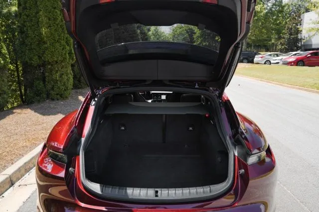 Porsche Taycan Cross Turismo photo 21