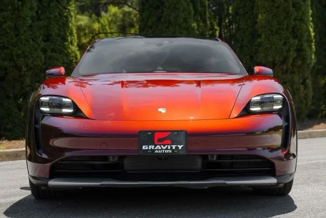 Porsche Taycan Cross Turismo photo 19
