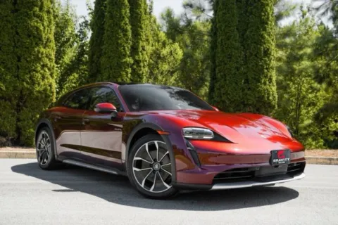 More photos of 2022 Porsche Taycan Cross Turismo 4 at Gravity Autos Duluth, GA