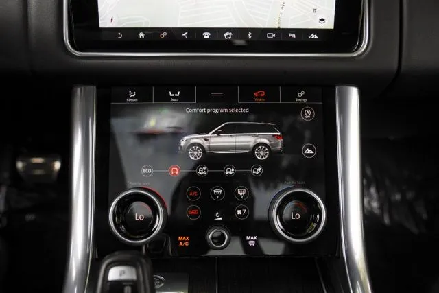 Land Rover Range Rover Sport photo 38