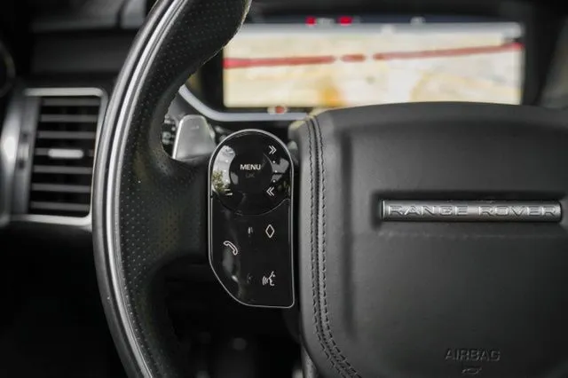 Land Rover Range Rover Sport photo 31