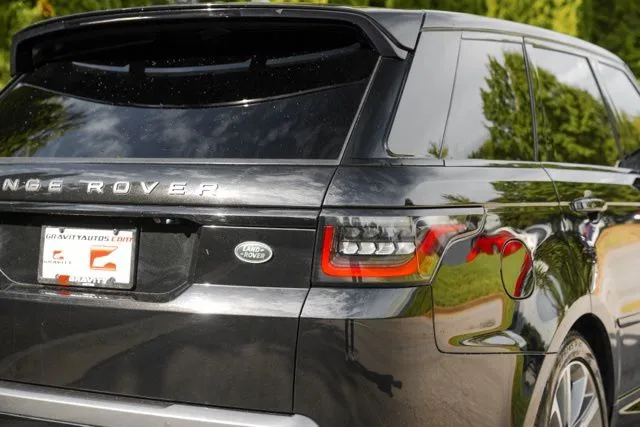 Land Rover Range Rover Sport photo 16