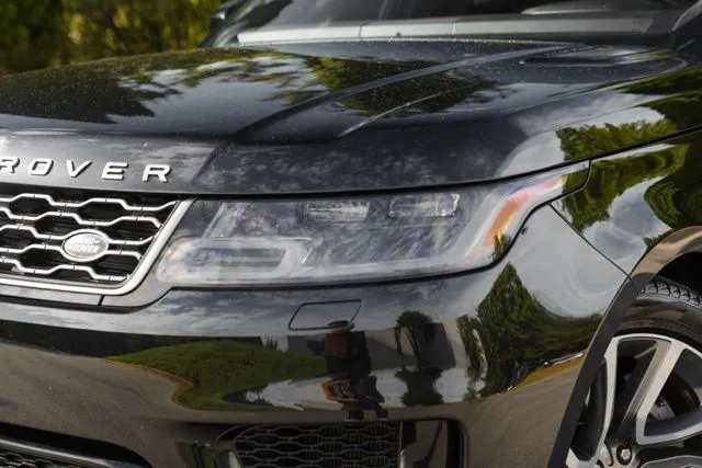 Land Rover Range Rover Sport photo 4