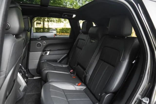 Land Rover Range Rover Sport photo 47