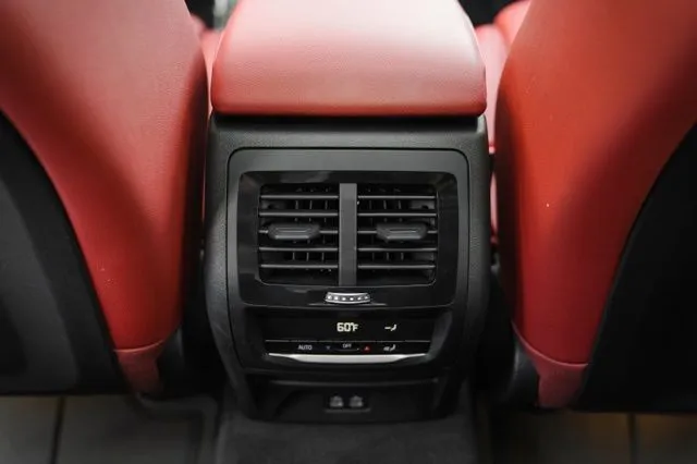 BMW X4 photo 32