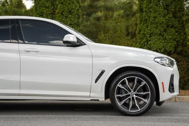 BMW X4 photo 9