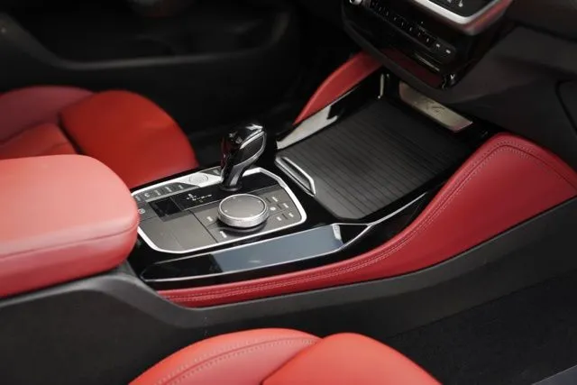 BMW X4 photo 28