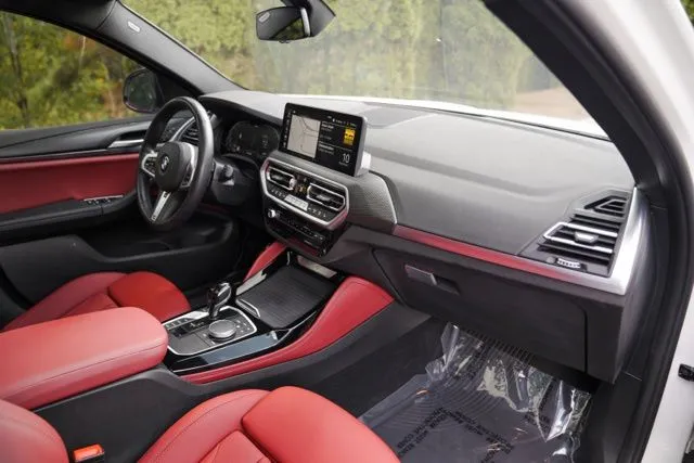 BMW X4 photo 18