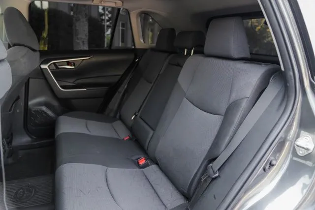 Toyota RAV4 Hybrid photo 42