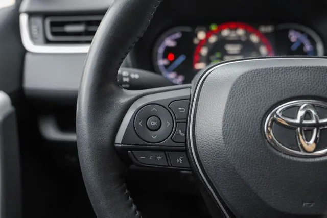 Toyota RAV4 Hybrid photo 30