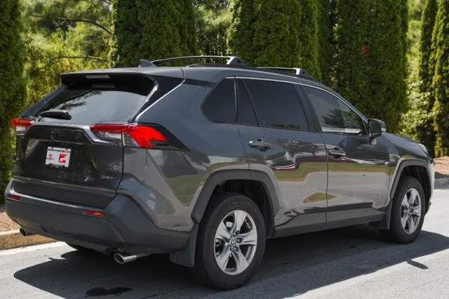 Toyota RAV4 Hybrid photo 14