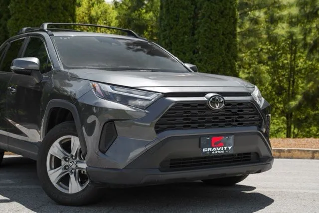 Toyota RAV4 Hybrid photo 6