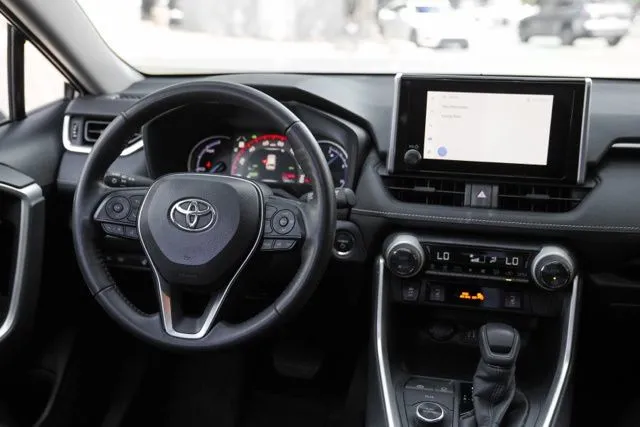 Toyota RAV4 Hybrid photo 25