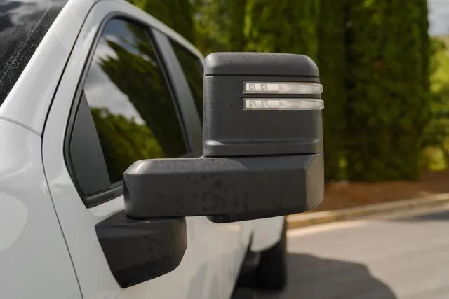 Chevrolet Silverado 3500 HD photo 21