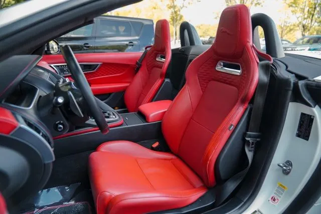 Jaguar F-TYPE photo 37