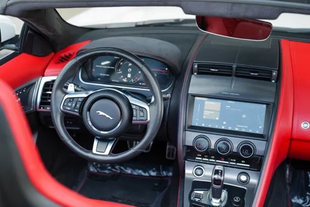 Jaguar F-TYPE photo 25