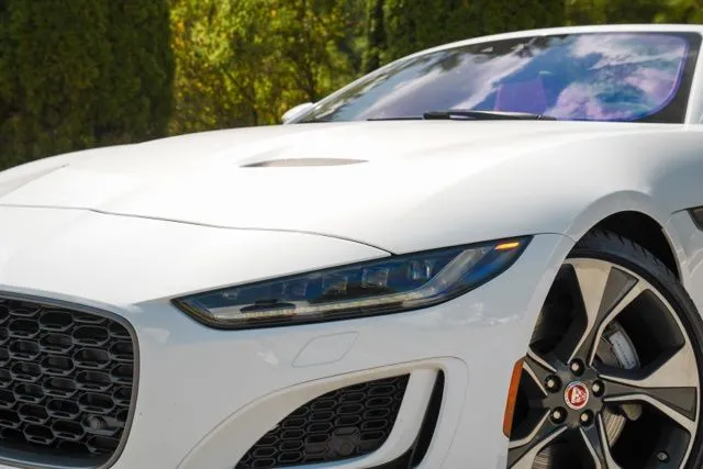 Jaguar F-TYPE photo 4