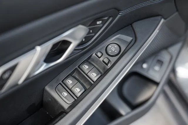 BMW 3 Series photo 45