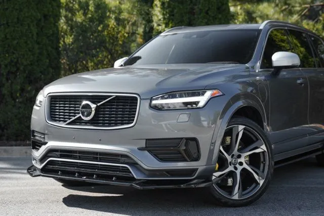 Volvo XC90 Hybrid photo 2