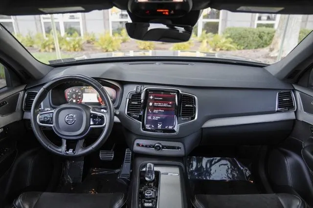 Volvo XC90 Hybrid photo 20