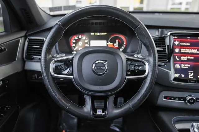 Volvo XC90 Hybrid photo 24