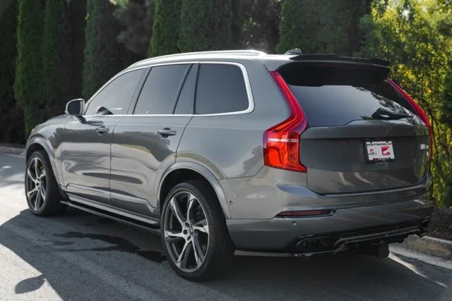 Volvo XC90 Hybrid photo 16