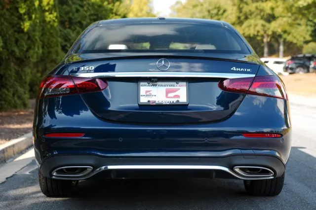 Mercedes-Benz E-Class photo 15