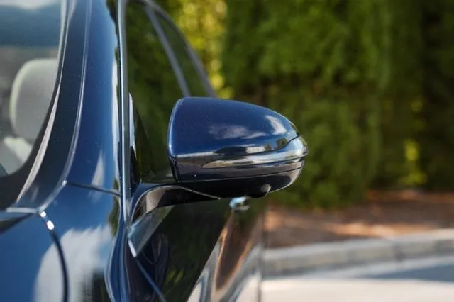 Mercedes-Benz E-Class photo 16