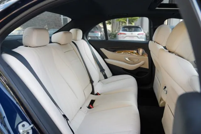 Mercedes-Benz E-Class photo 36