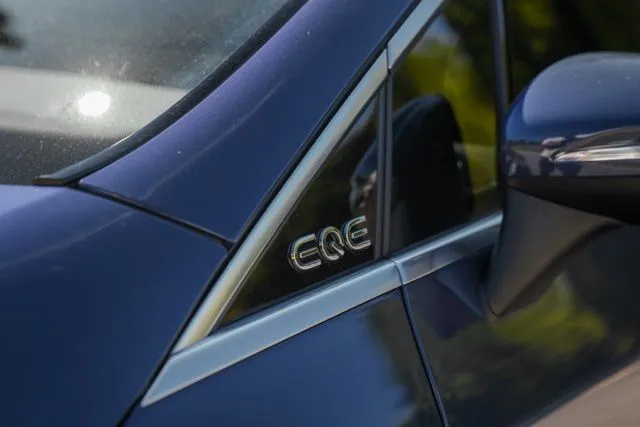 Mercedes-Benz EQE photo 8
