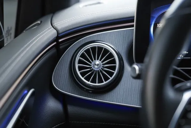 Mercedes-Benz EQE photo 20